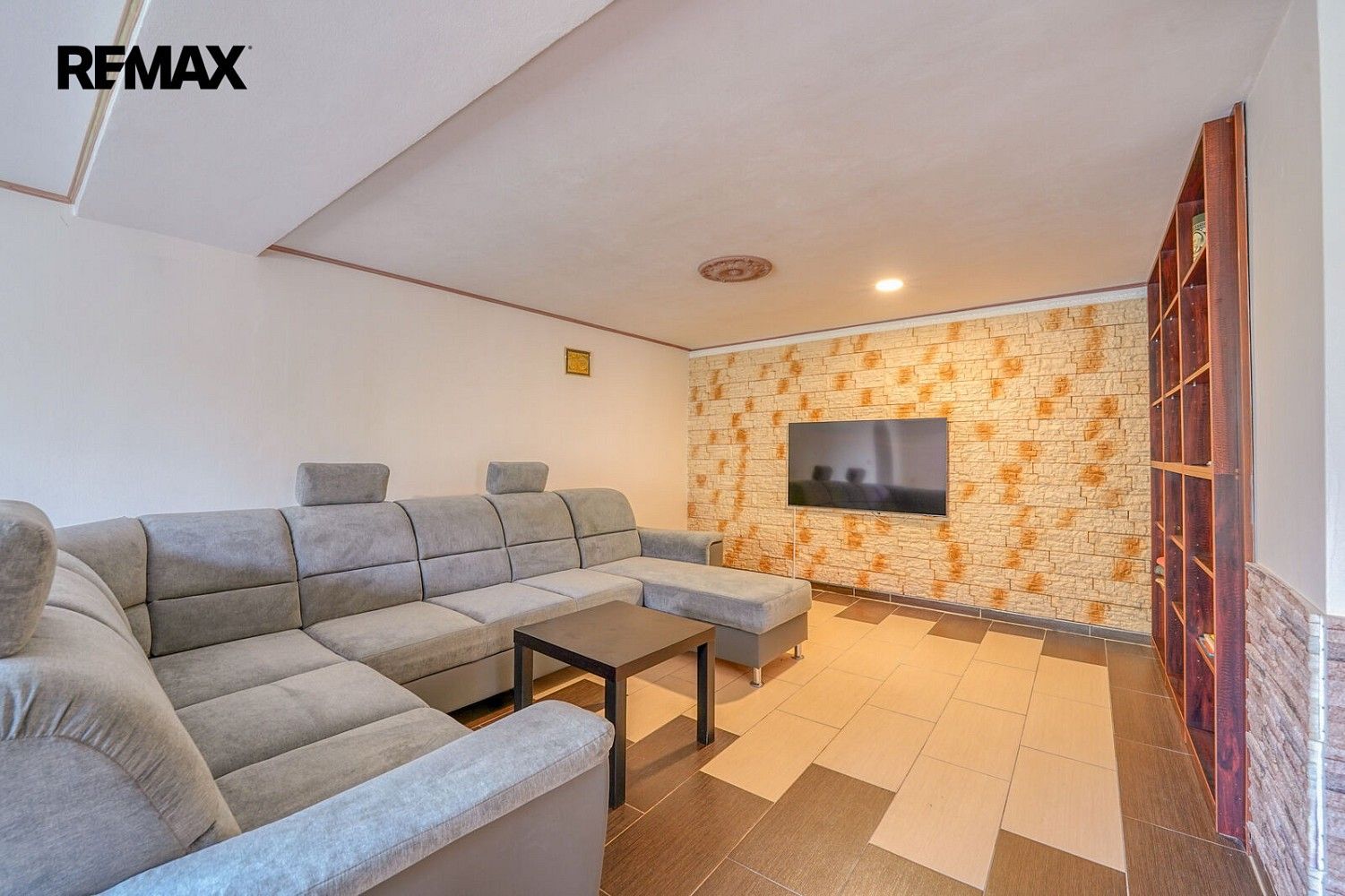 Rodinný dům · 323 m² · Bochov, okres Karlovy Vary, Karlovarský kraj - 4