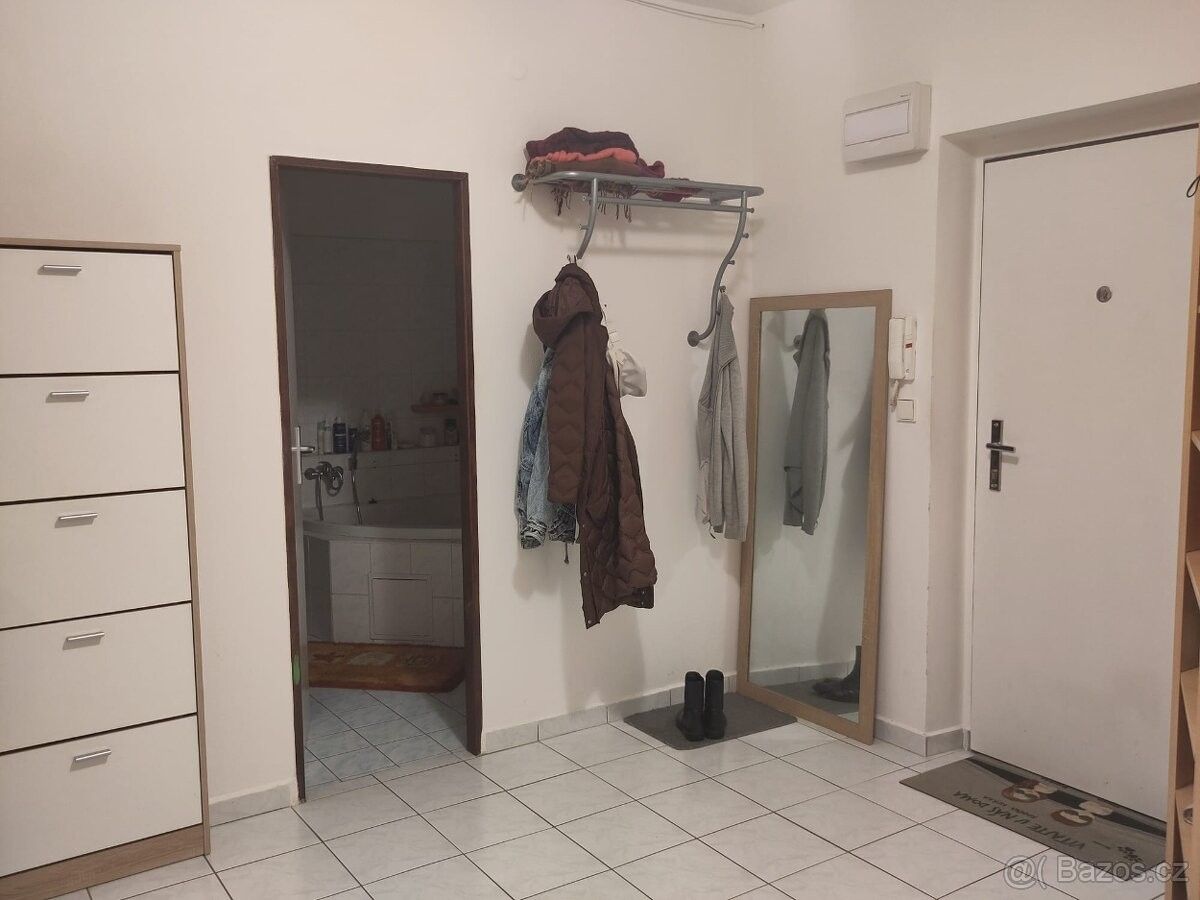 Pronájem byt - Jihlava, 586 01