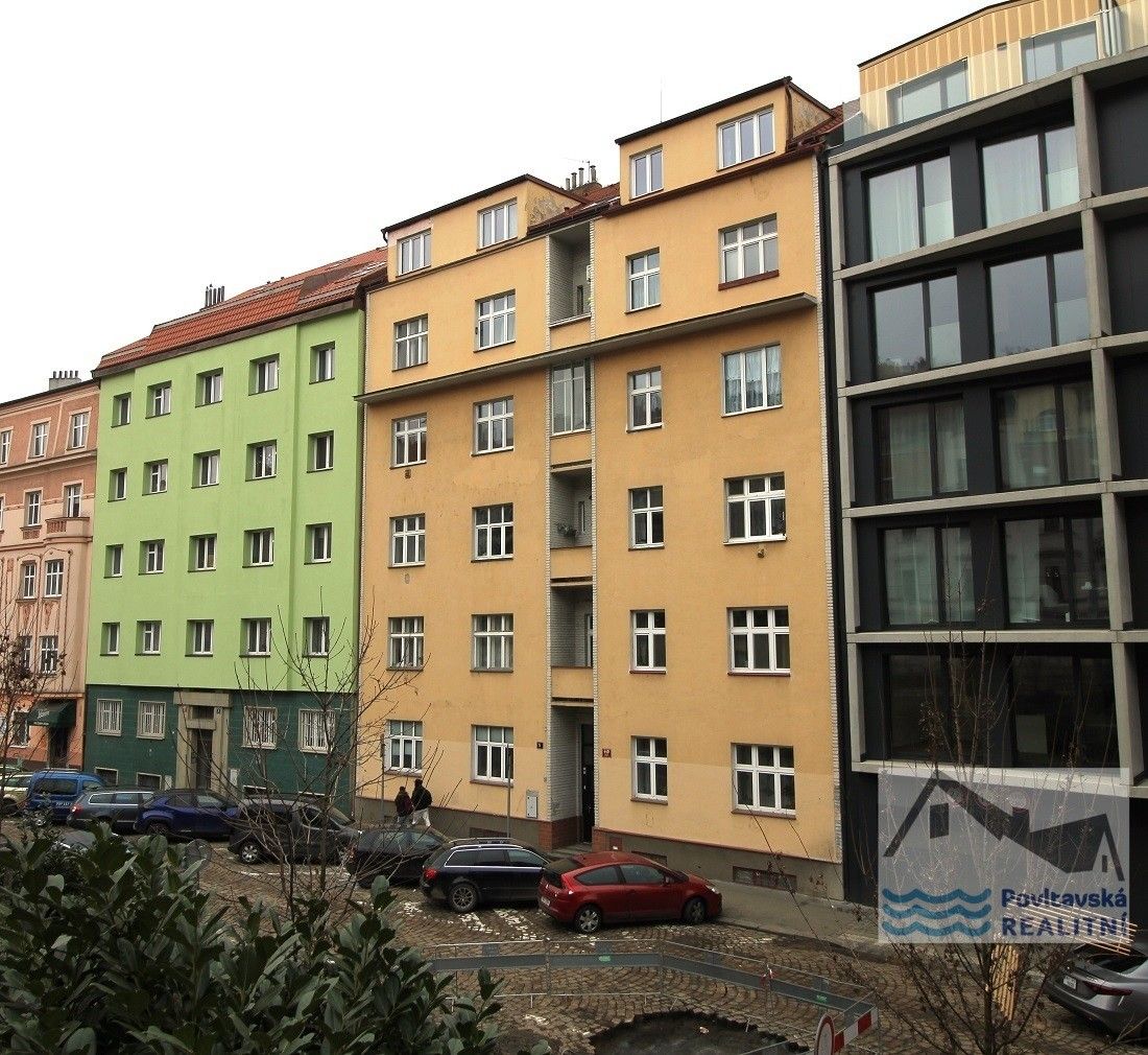 2+kk, Starokošířská, Praha, 71 m²