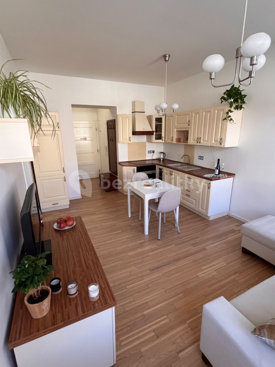 2+kk, Bořivojova, Praha - Žižkov, 40 m² - 1