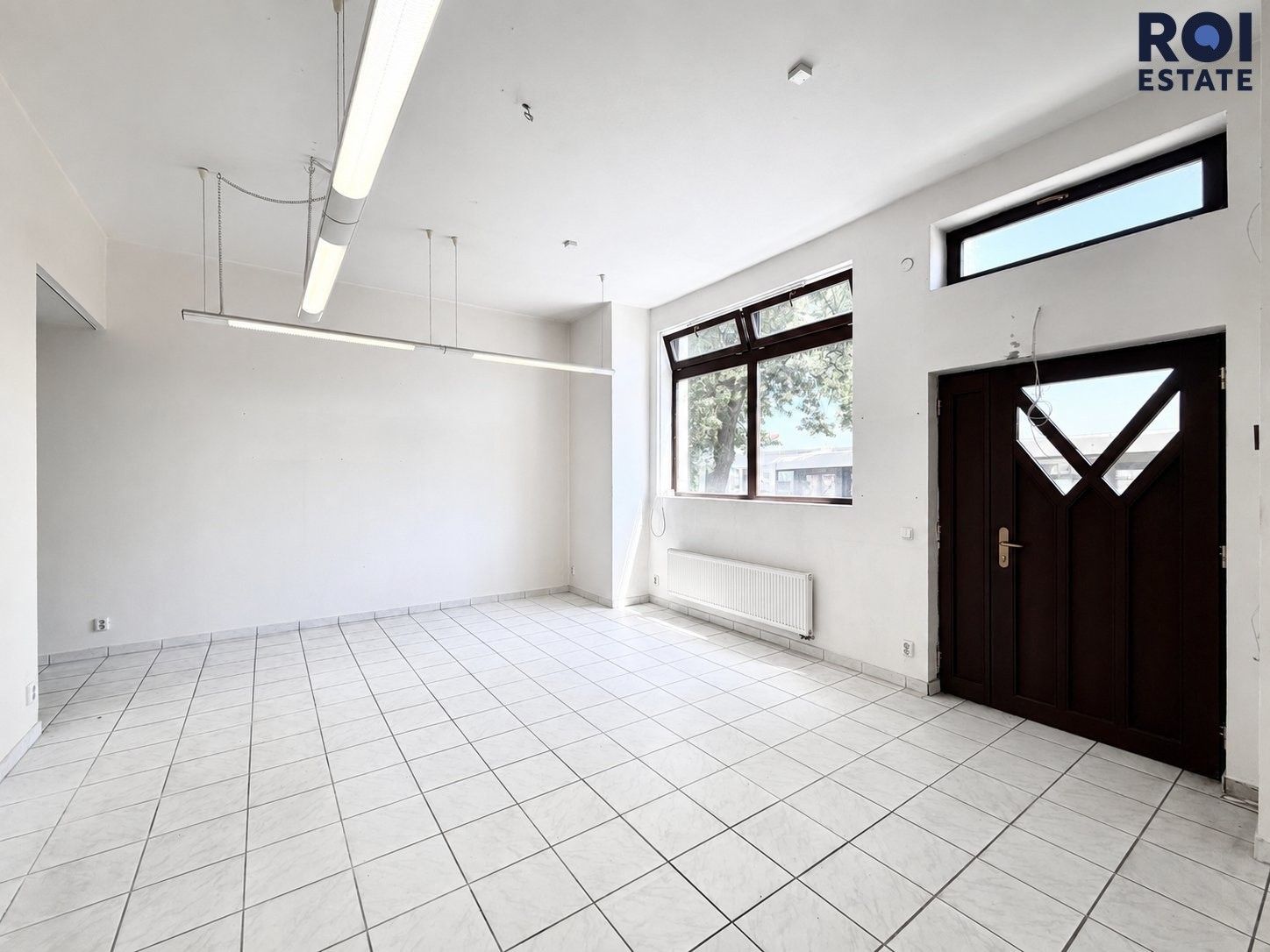 Obchodní prostory, náměstí Karla IV., Brno, 40 m² - 1