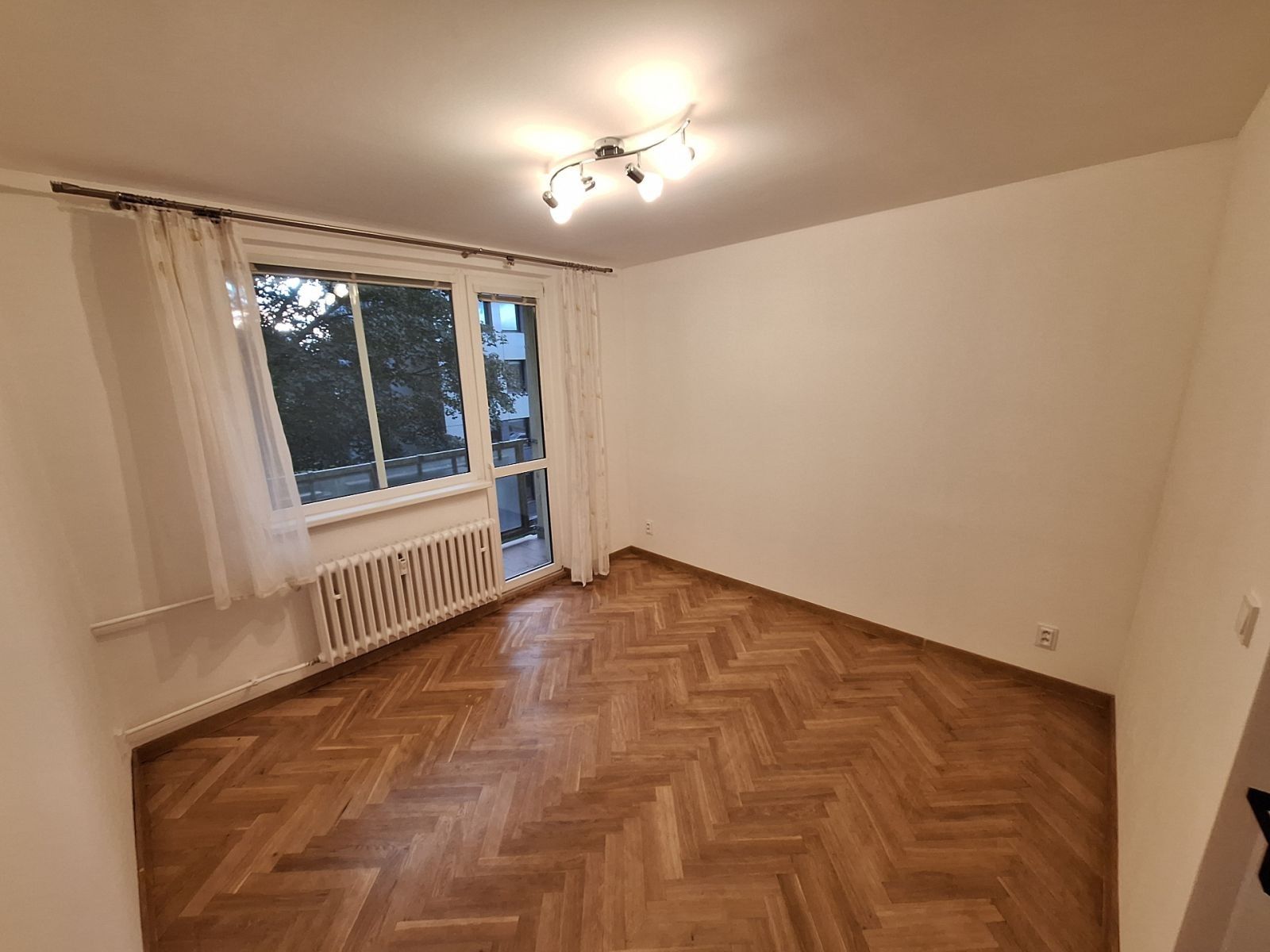 2+1, Krymská, Karlovy Vary - Tuhnice, Karlovarský kraj, 51 m² - 2