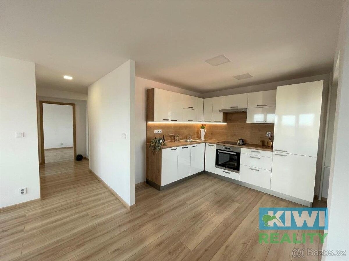 Byty, Ostrava, 700 30