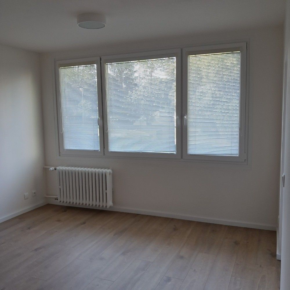 Pronájem byt 3+1 - Šluknovská, Praha - Střížkov, 53 m² - 5