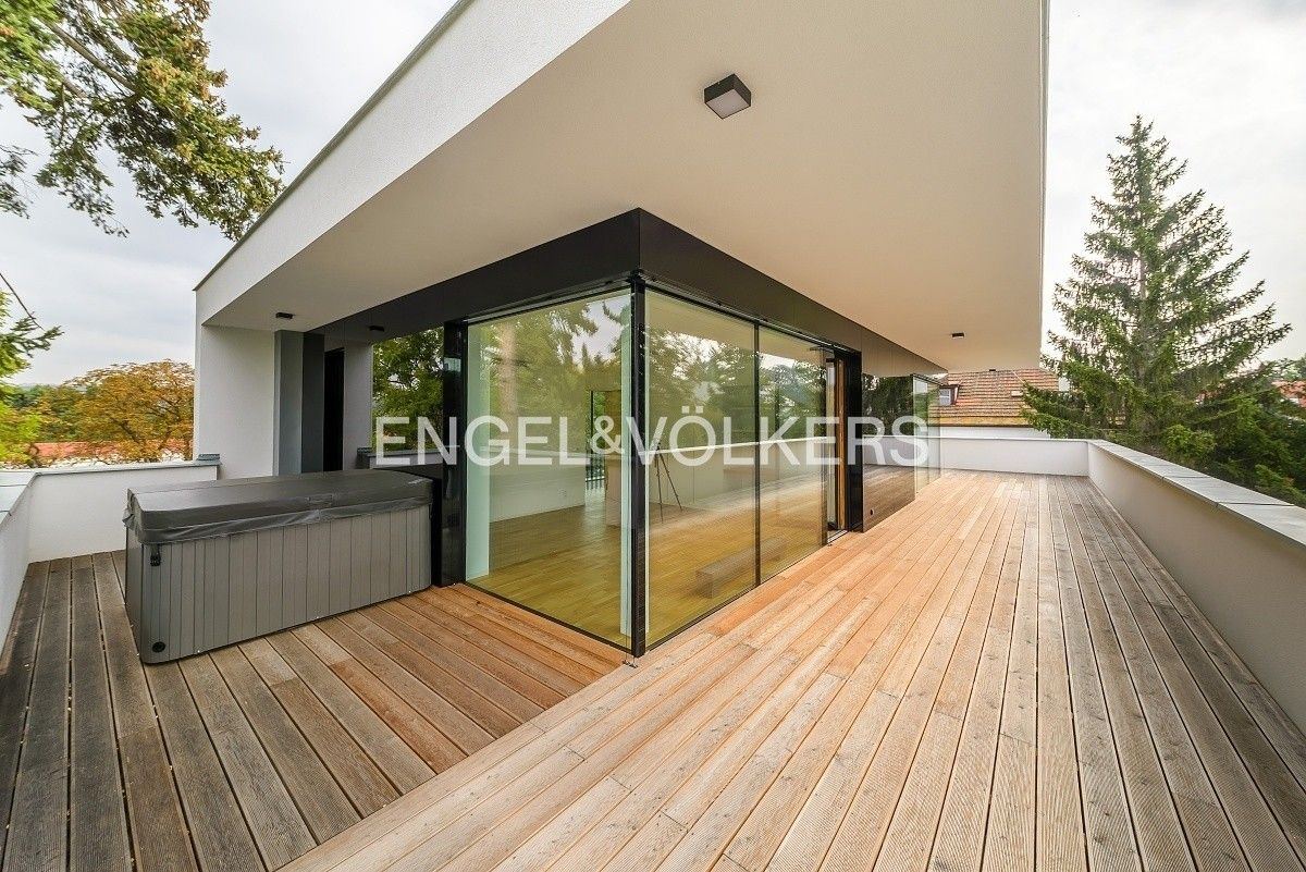 Vila · 523 m² · Goetheho  , Praha Bubeneč - 4