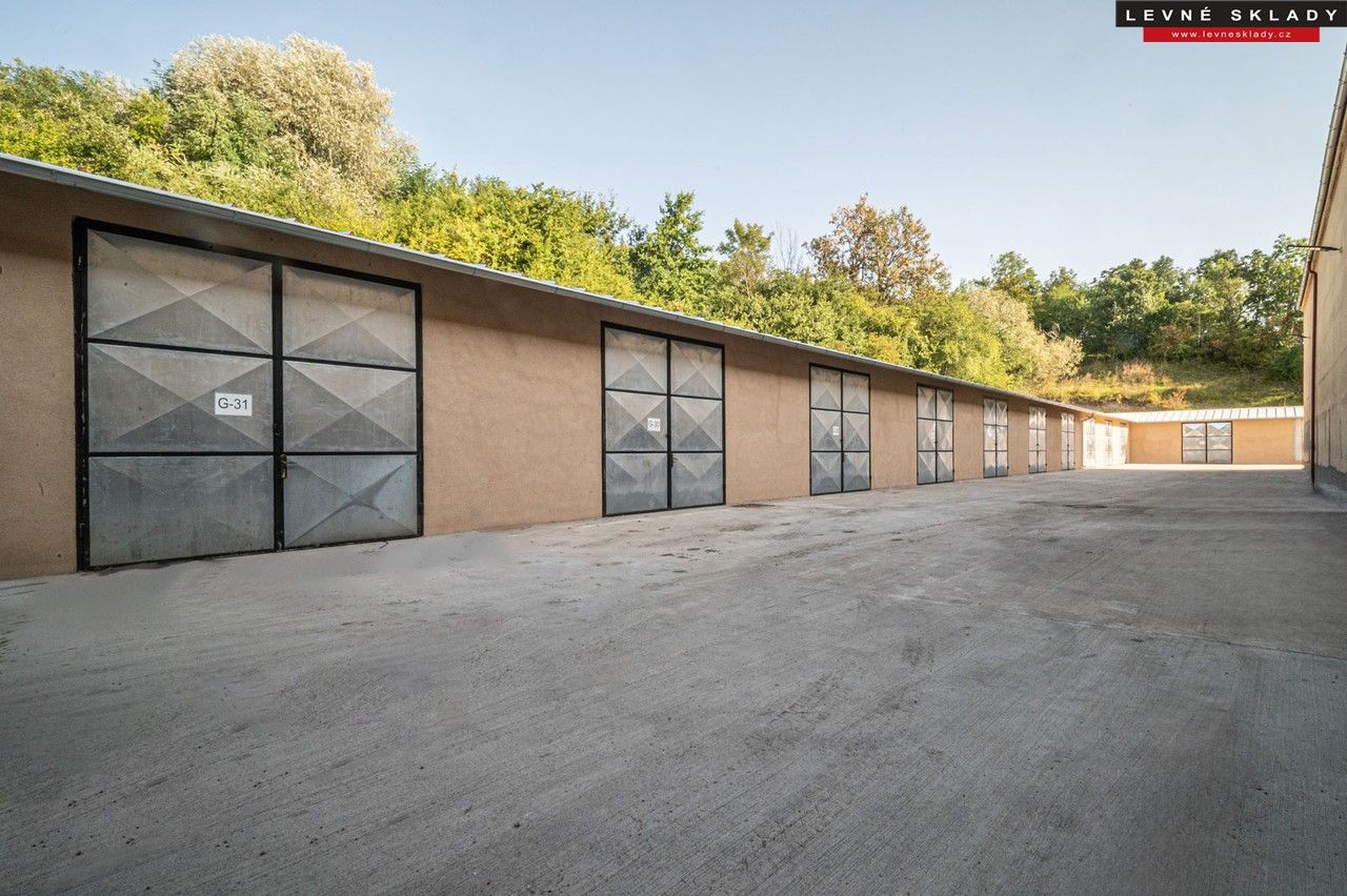 Sklady, Osenice, Dětenice, 72 m²