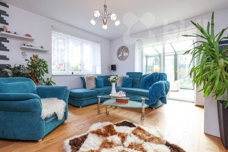 Prodej rodinný dům - Horní Počaply, 655 m²