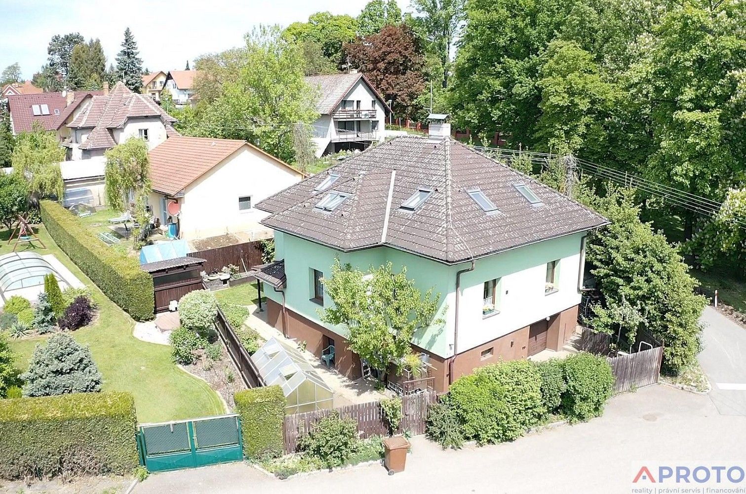 Prodej rodinný dům - Průmyslová, Strančice, okres Praha-východ, 240 m² - 2
