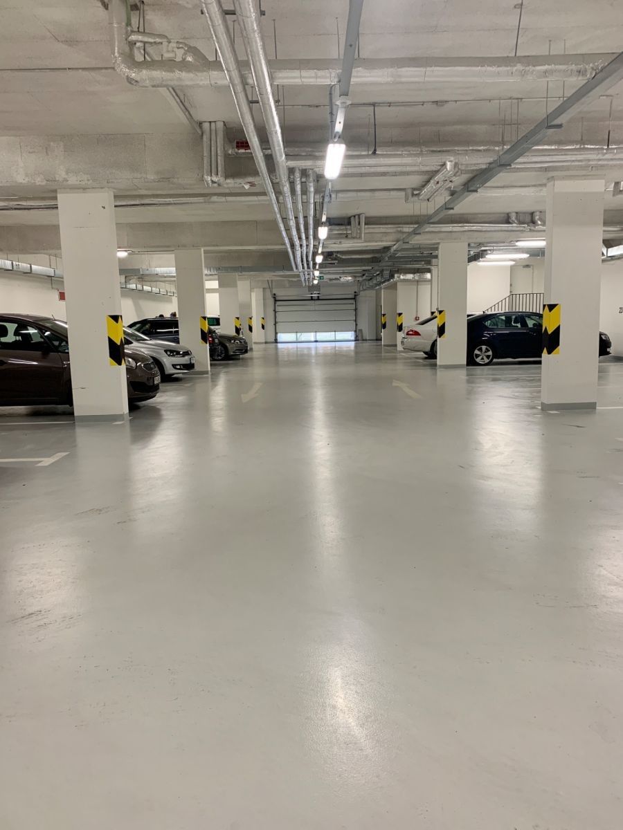 Garáže, Na Komořsku, Praha - Modřany, 12 m² - 2