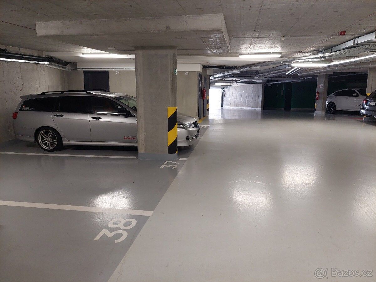 Pronájem garáž - Praha, 102 00