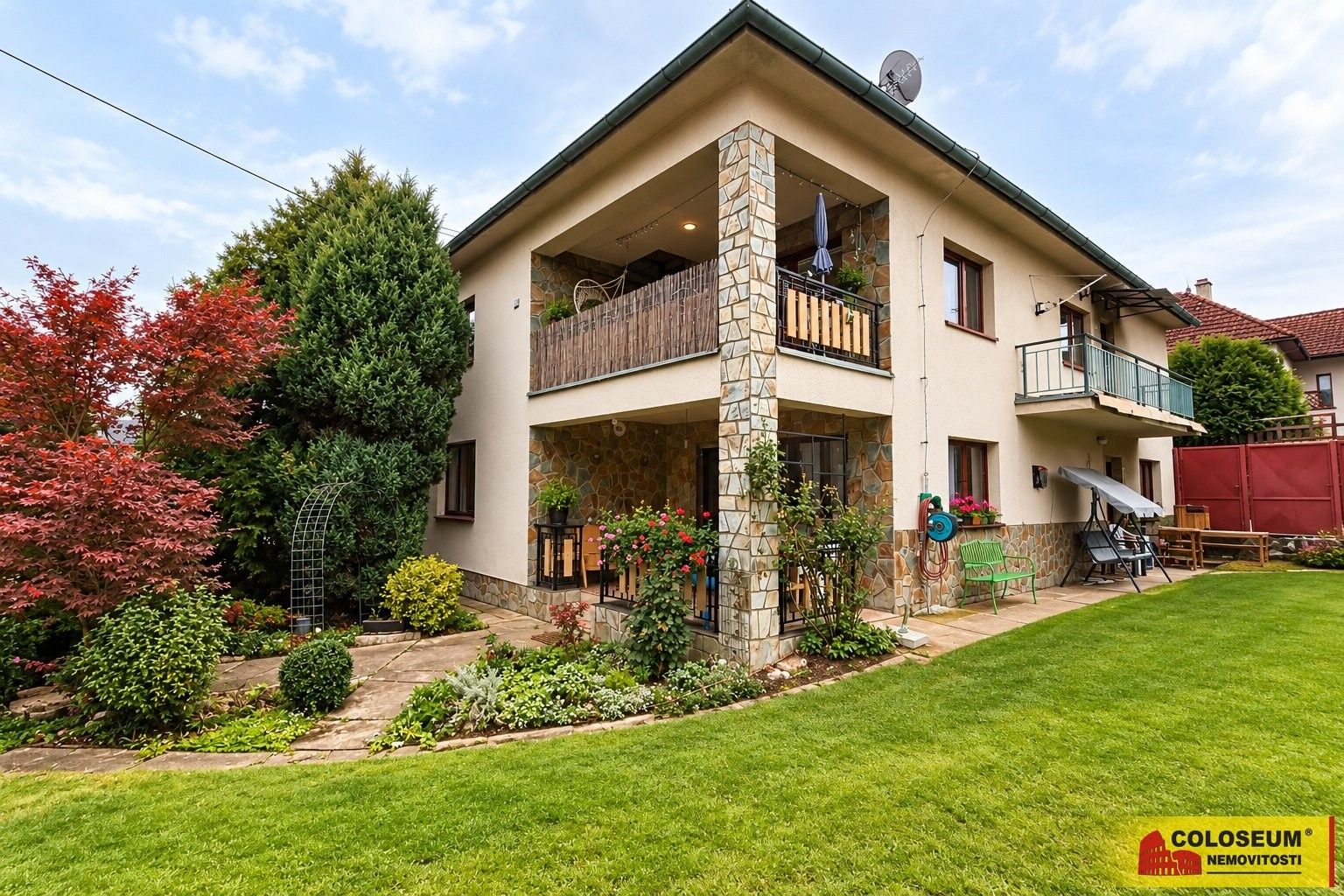 Prodej rodinný dům - Lípa, 300 m² - 1