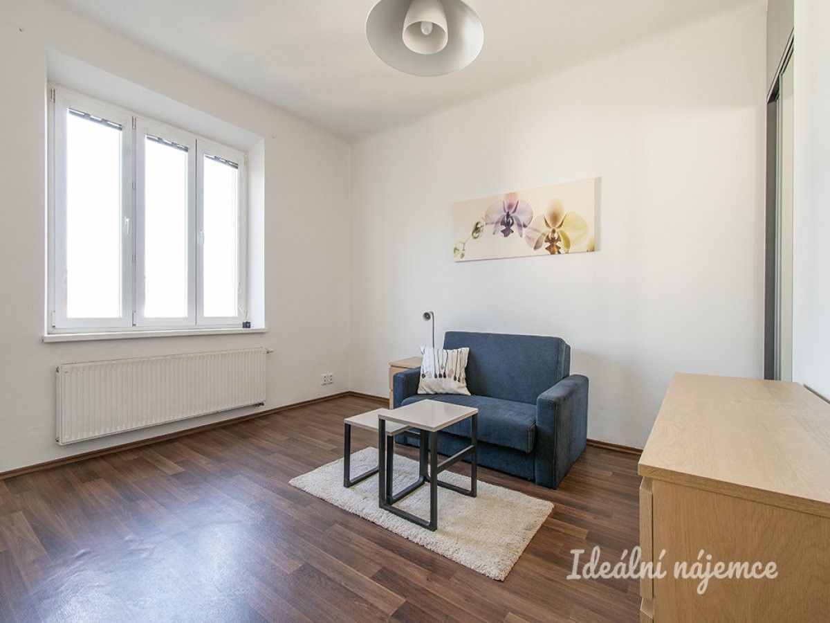 Byt 2+kk · 50 m² · Na Veselí, Praha - 4