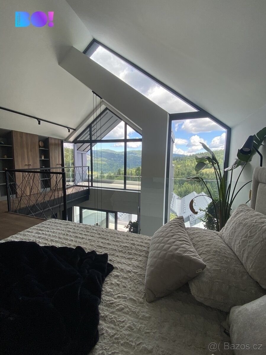 Byty, 987 66, Zahraničí