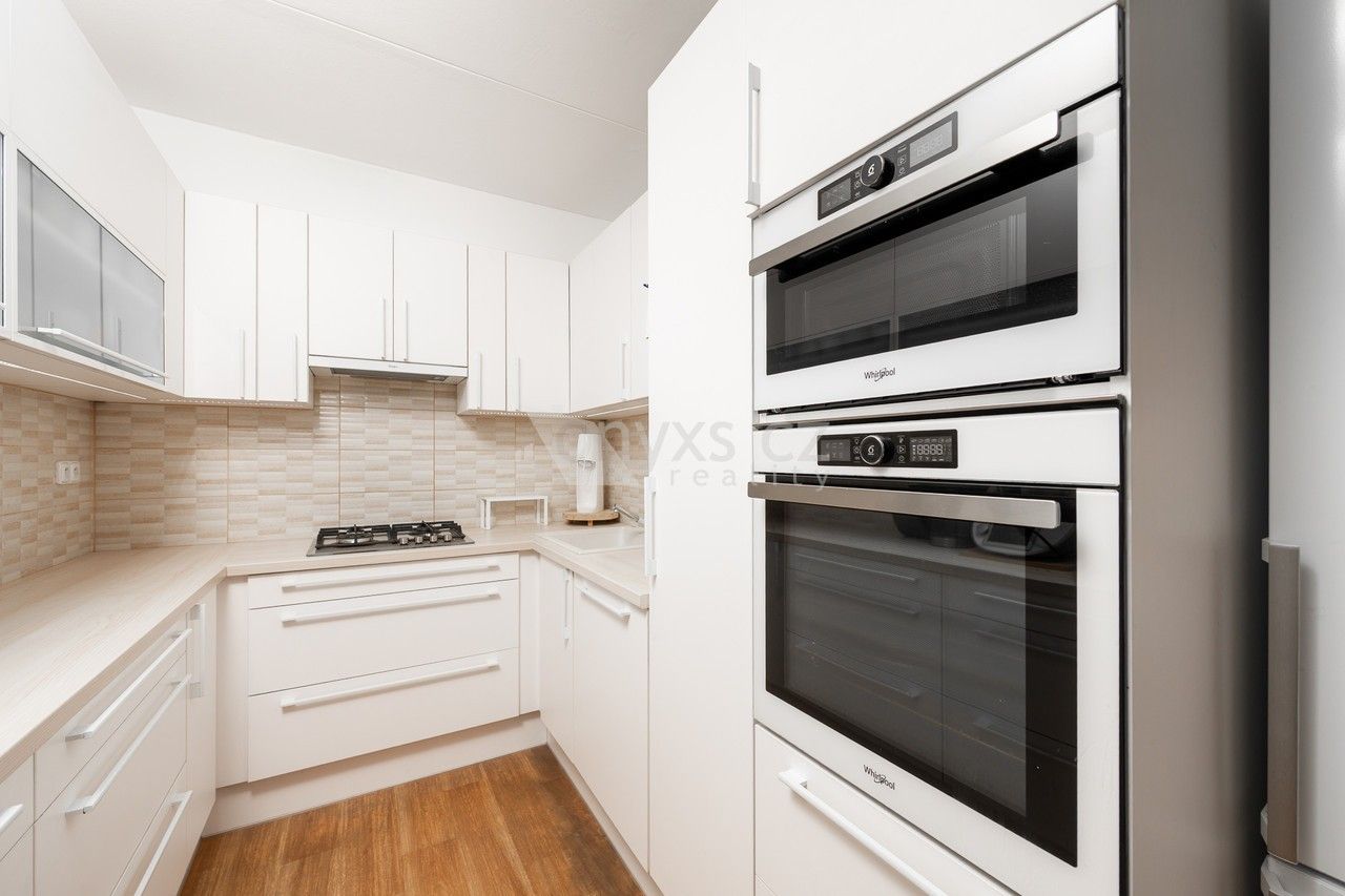 3+kk, Rezlerova, Praha, 68 m²