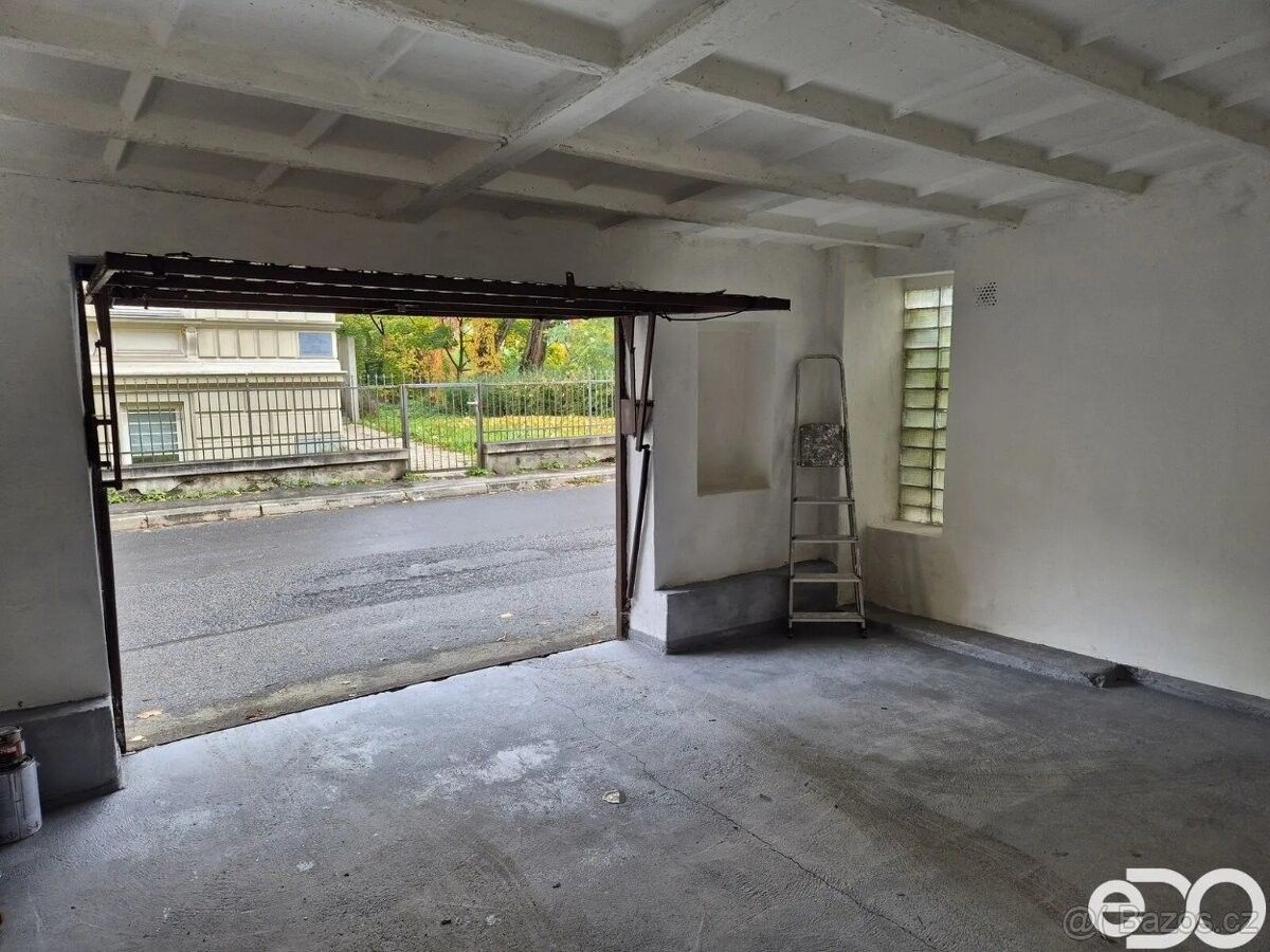 Garáže, Liberec, 460 01