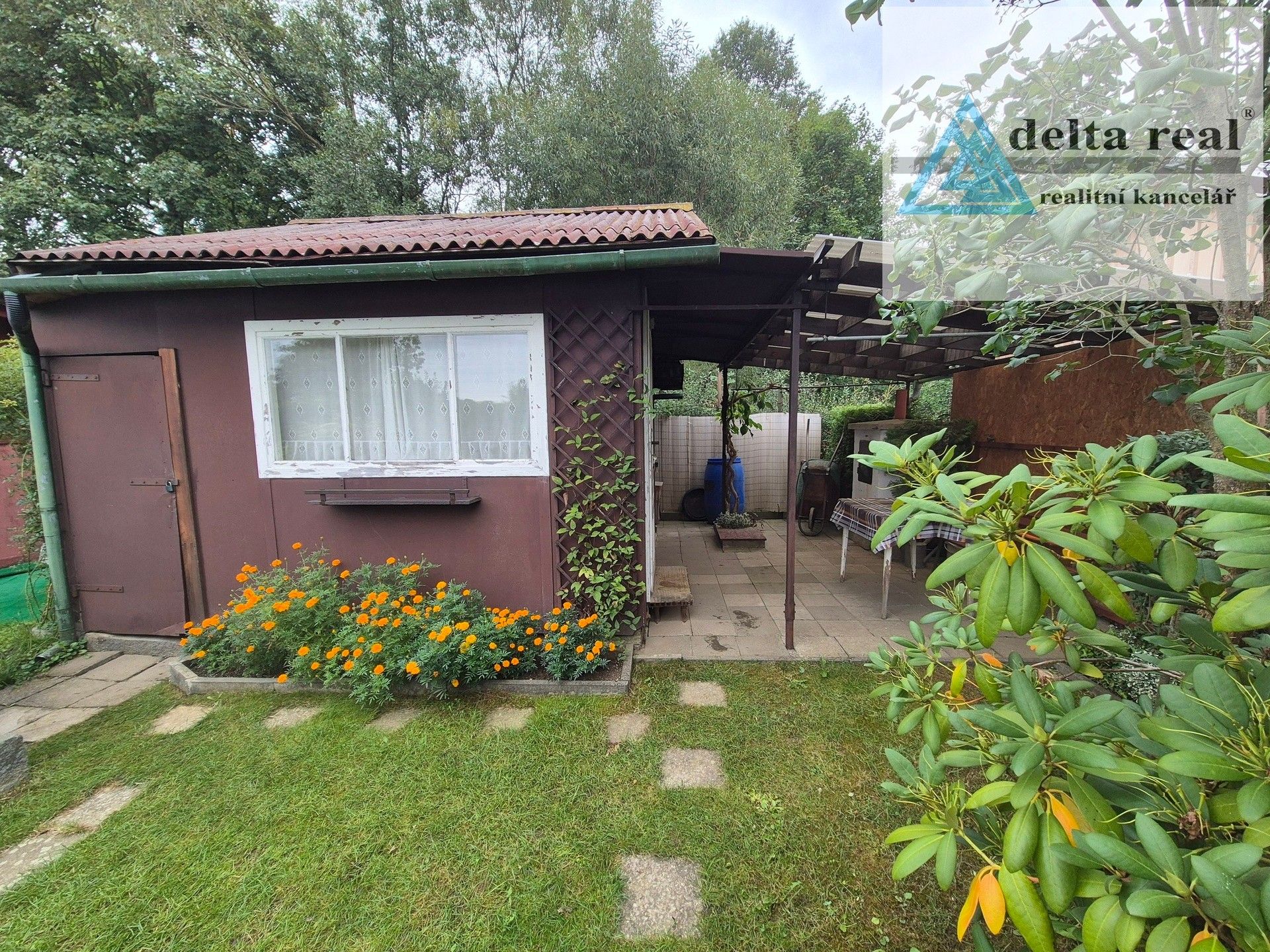 Zahrada, 221 m²