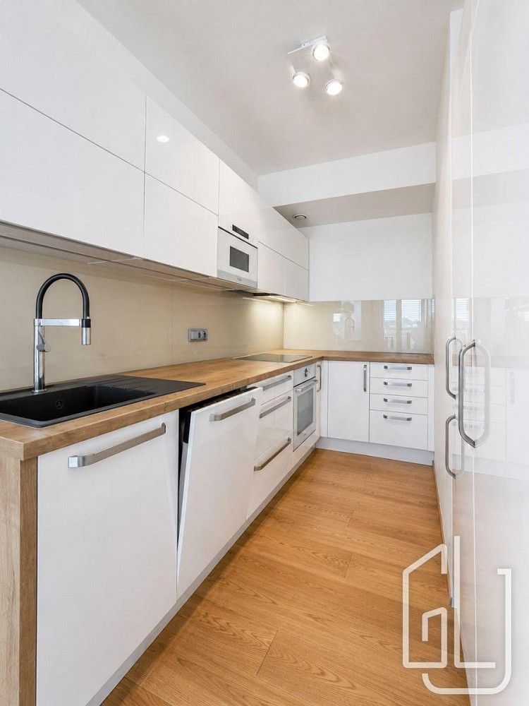 Pronájem byt 2+kk - Hodonínská, Praha 4 - Michle, 61 m² - 5