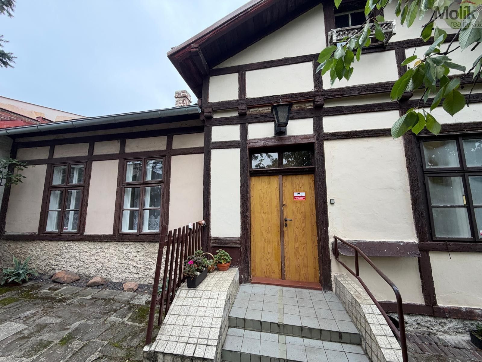 Kuća, 120 m², plac 1393 m²