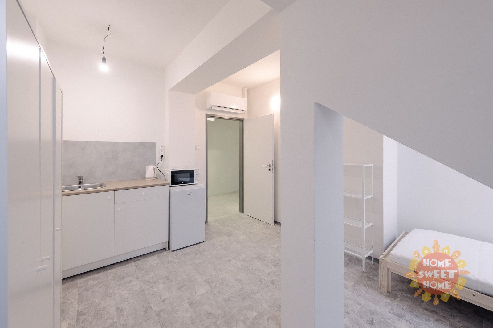 Byty, Na žertvách, Praha, 18 m²