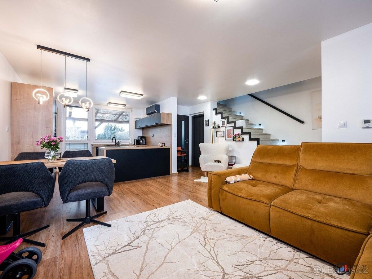 Prodej rodinný dům - Sezemice, 533 04