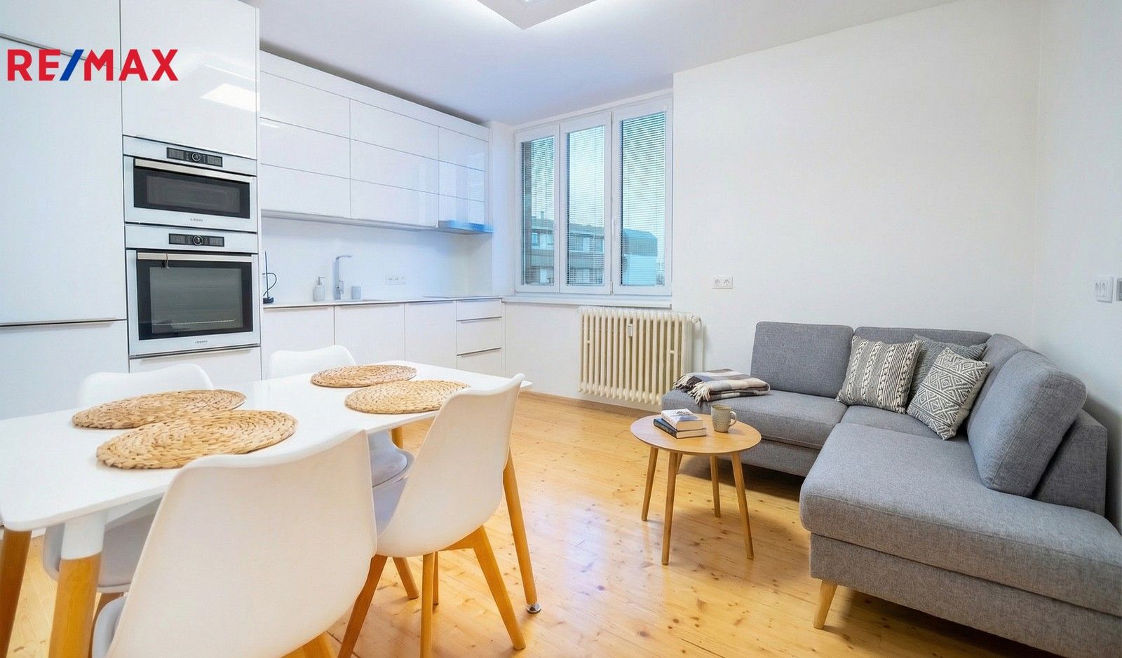 2+kk, Oskara Nedbala, Hradec Králové, 46 m²