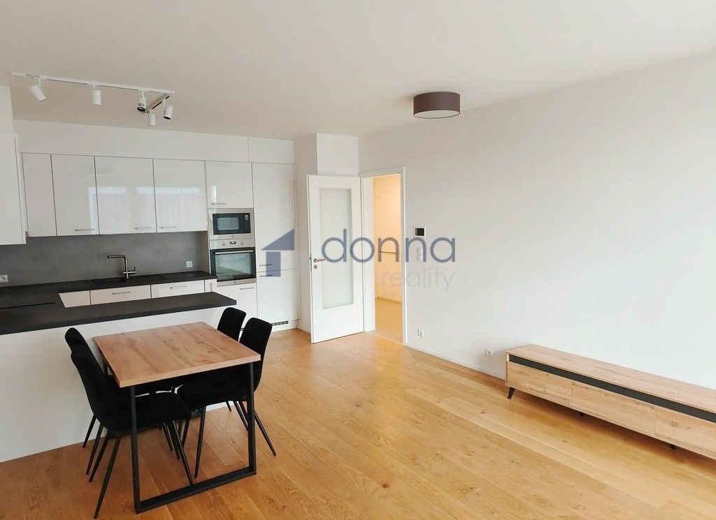 Pronájem byt - Praha, 100 00