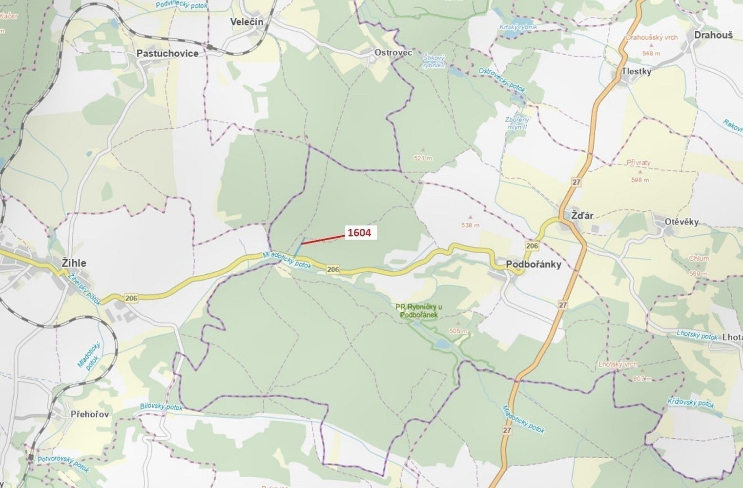 Les, 4 076 m²