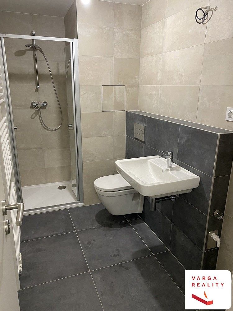 Byt 1+kk · 36 m² · Kbelská, Praha 9 - Hloubětín - 3