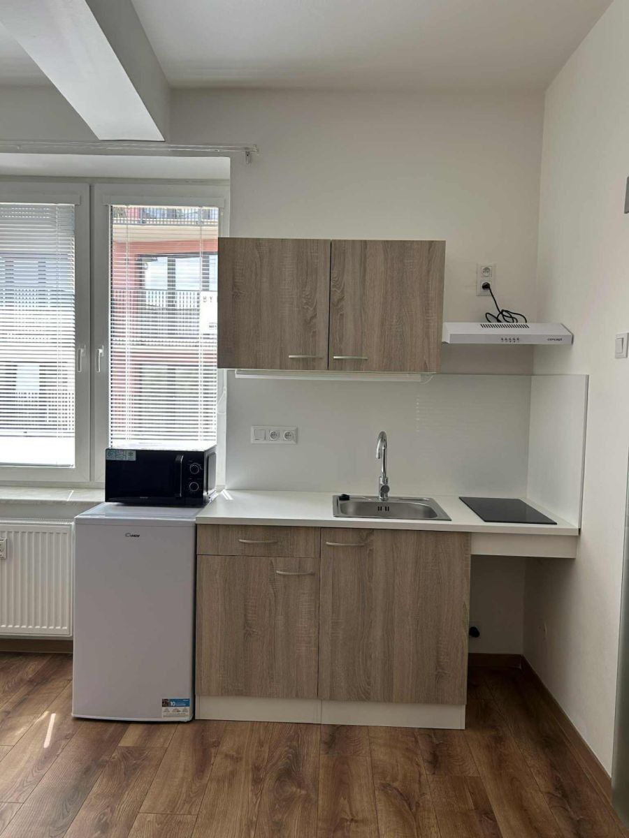 1+kk, Suchdolské náměstí, Praha - Suchdol, 27 m² - 2