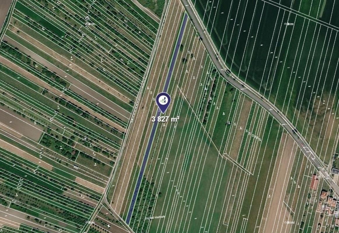 Zemědělský pozemek, 3 827 m²