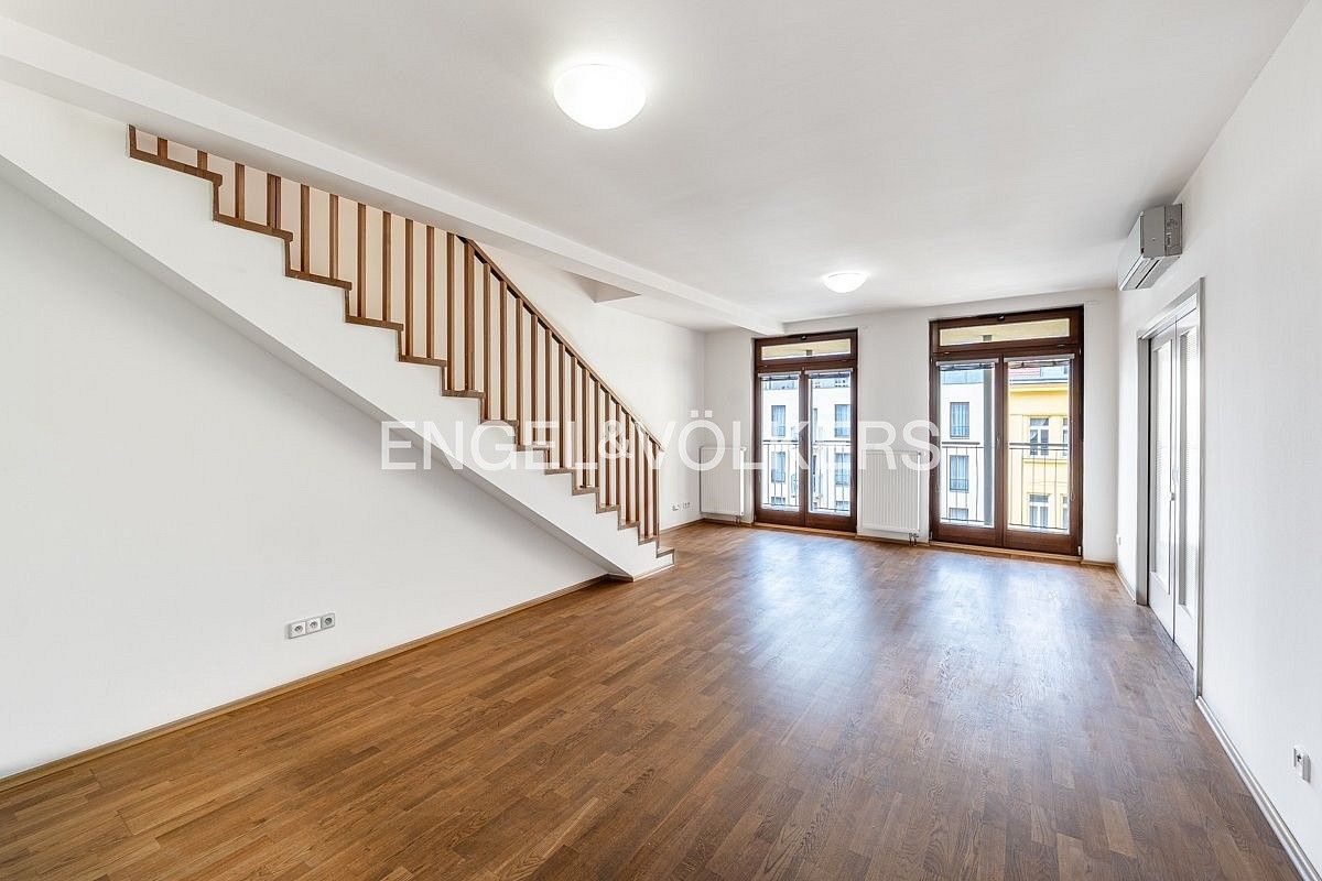 Kancelář · 147 m² · Praha - Smíchov, okres Praha 5, Hlavní město Praha - 2