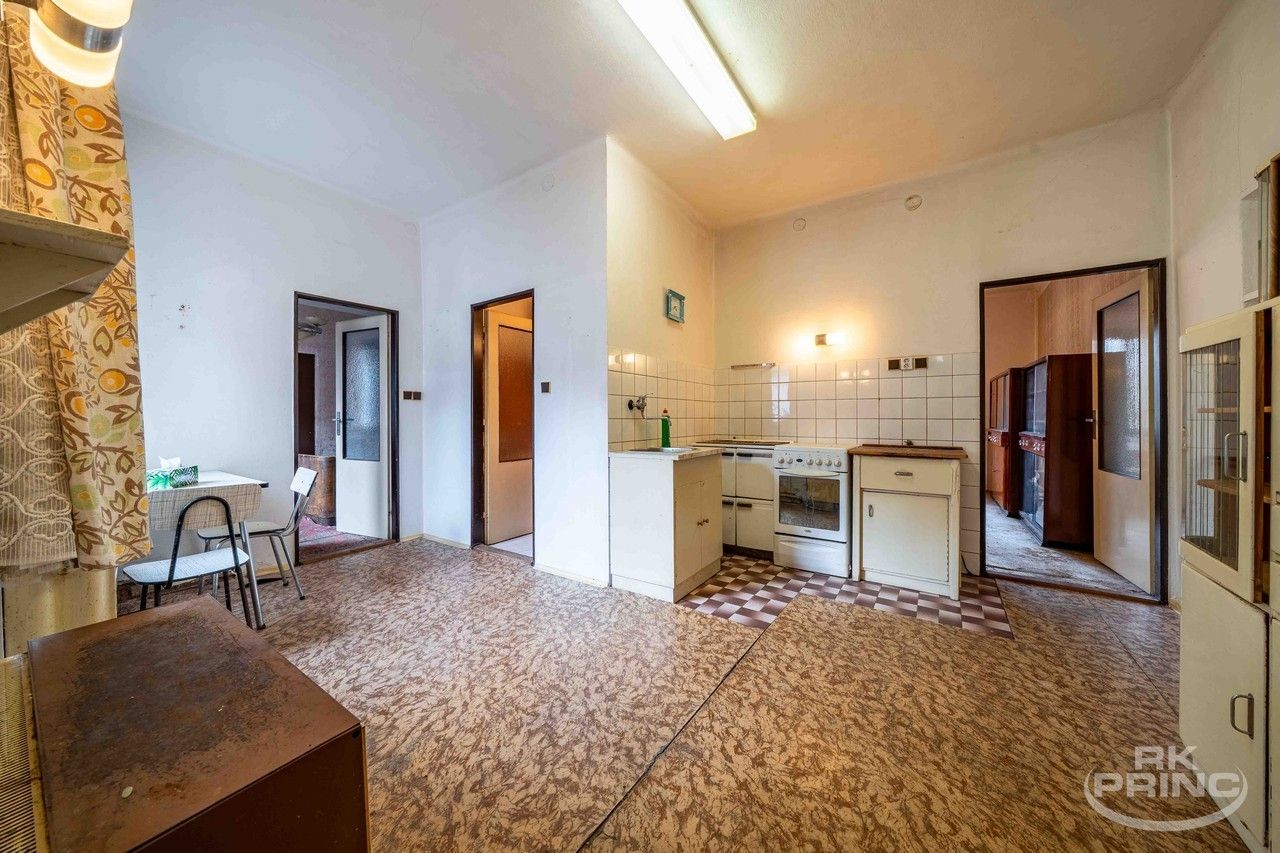 Rodinné domy, Lochovice, 150 m²