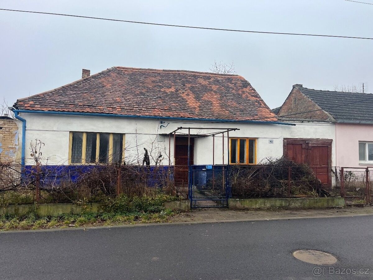 Rodinné domy, Jiřice u Miroslavi, 671 78