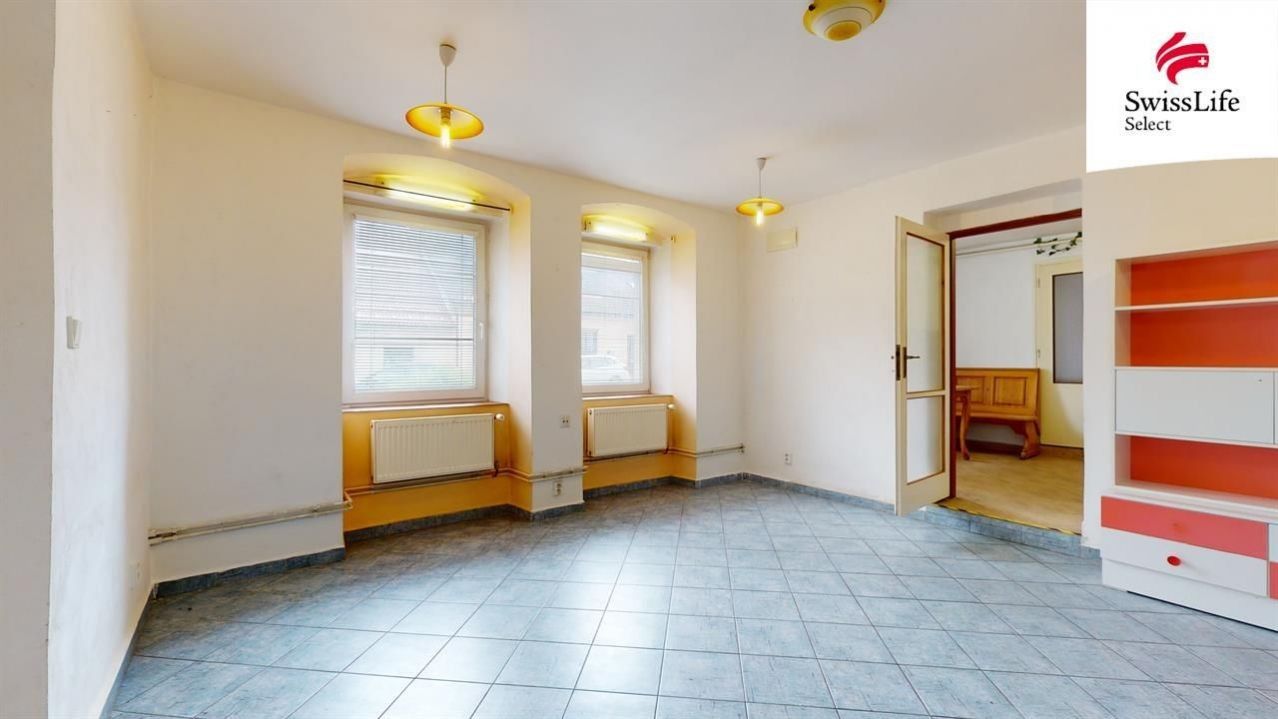 Prodej rodinný dům - Sládkova, Zbiroh, 372 m²