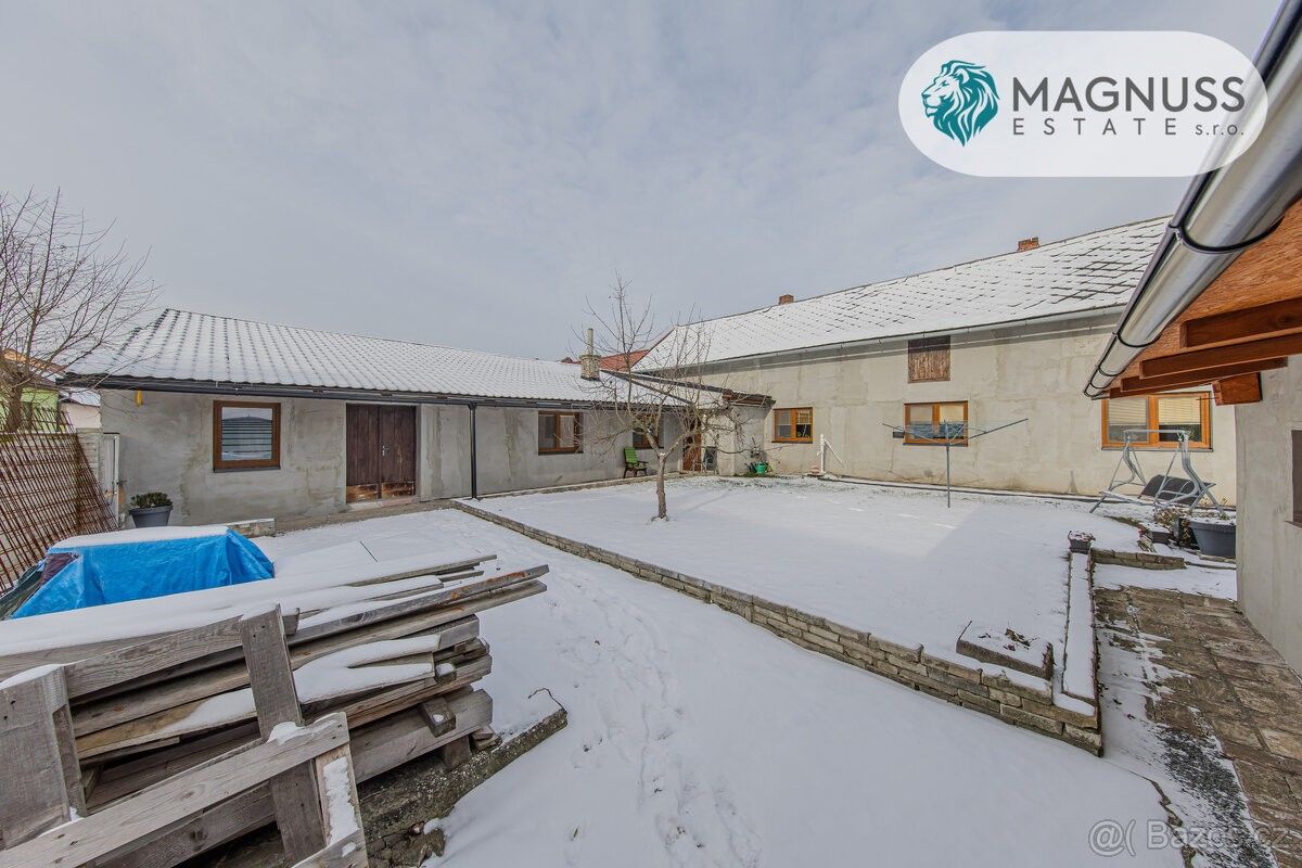 Prodej rodinný dům - Chropyně, 768 11