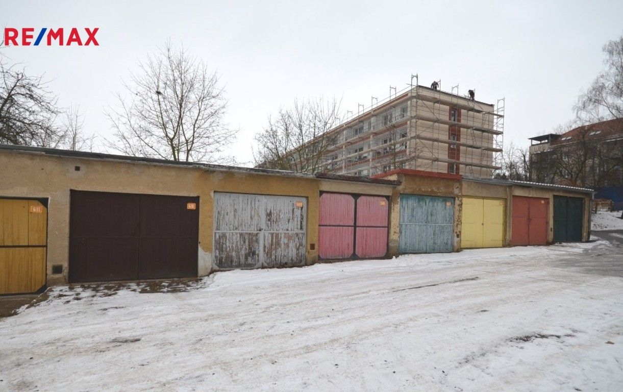 Pronájem garáž - Tomanova, Slaný, 18 m²