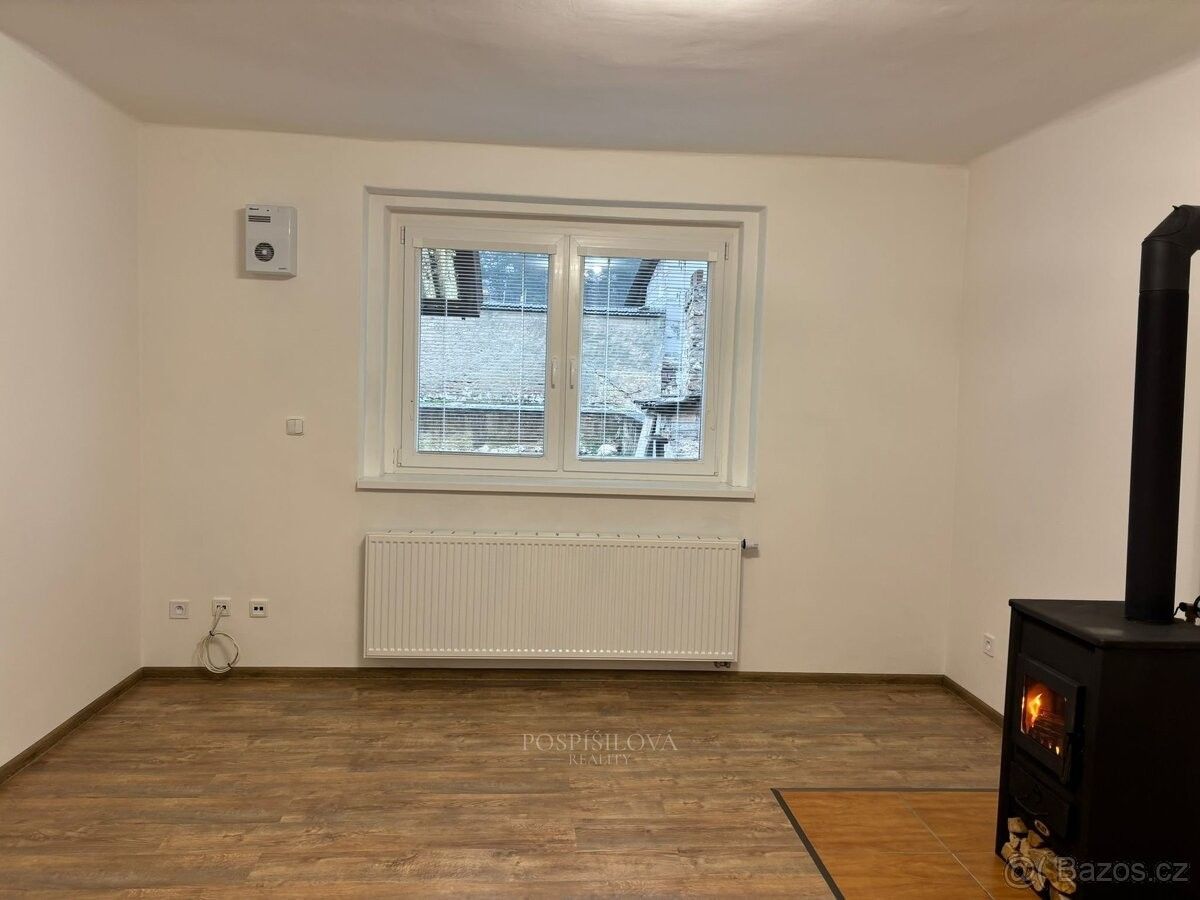 Pronájem rodinný dům - Malíkovice, 273 77