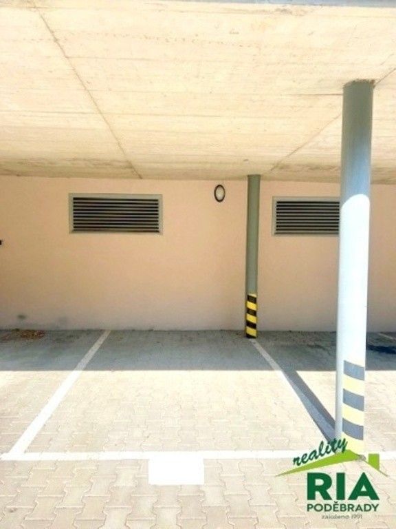 Pronájem garáž - Poděbrady, 290 01