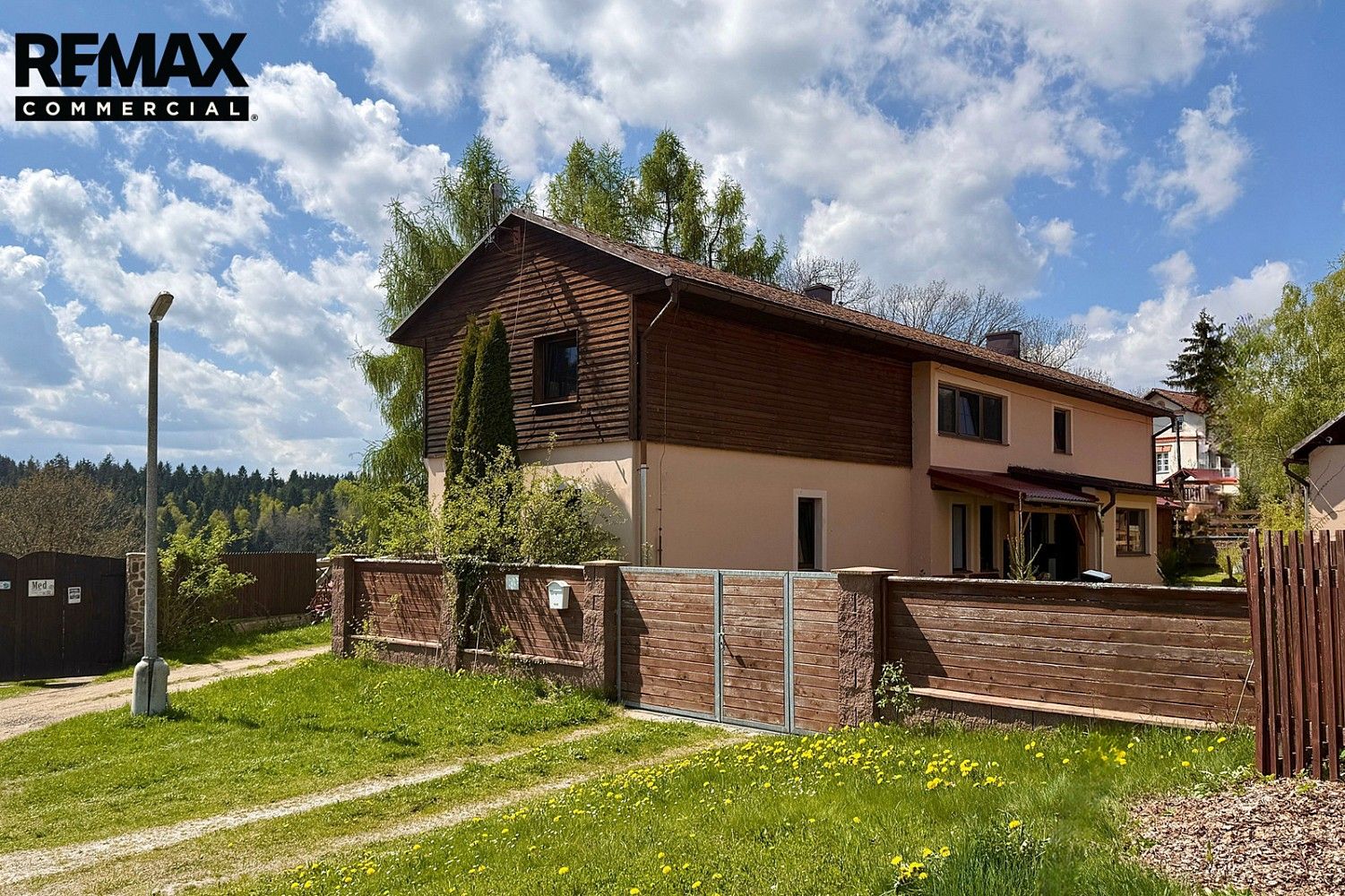 Ubytovací zařízení, Vimperk - Křesanov, okres Prachatice, Jihočeský kraj, 282 m² - 2