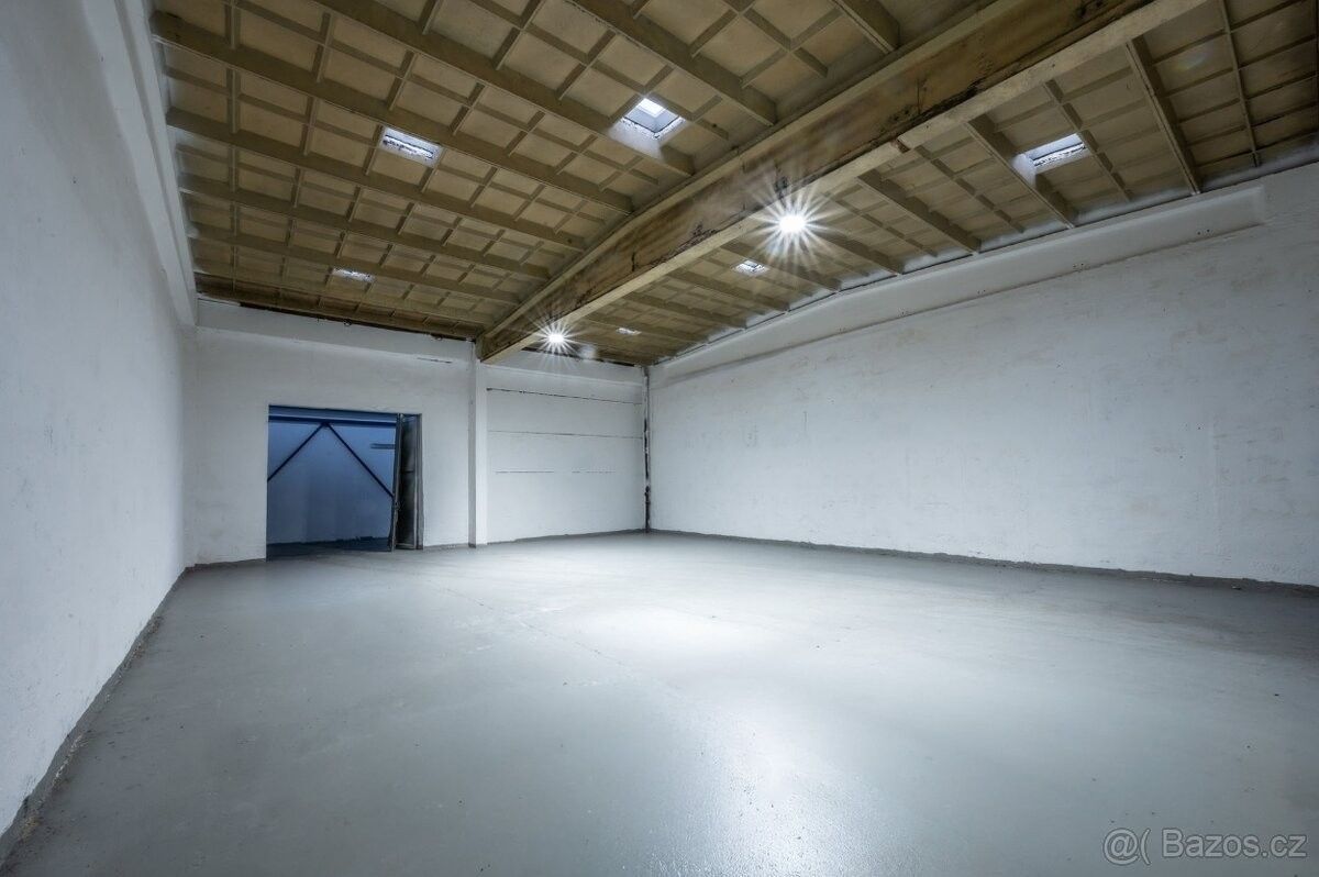 Pronájem sklad - Chvaletice, 533 12