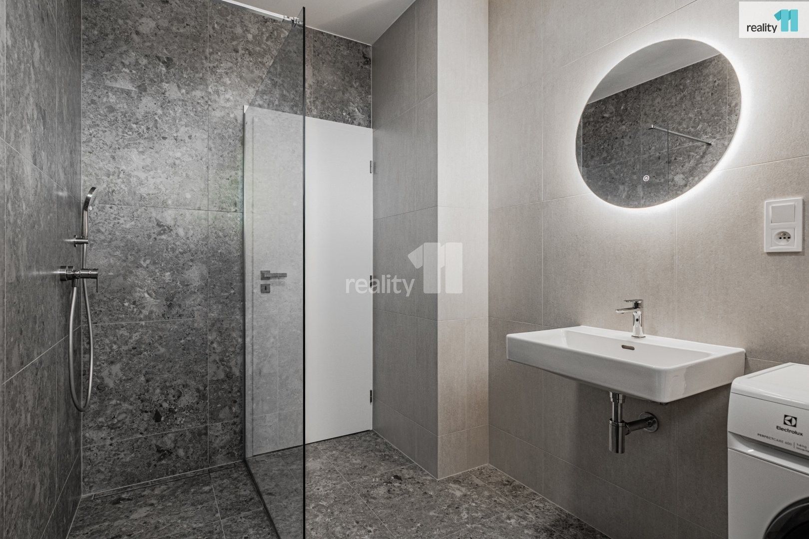 Pronájem byt - U krbu, Praha, 25 m² - 5