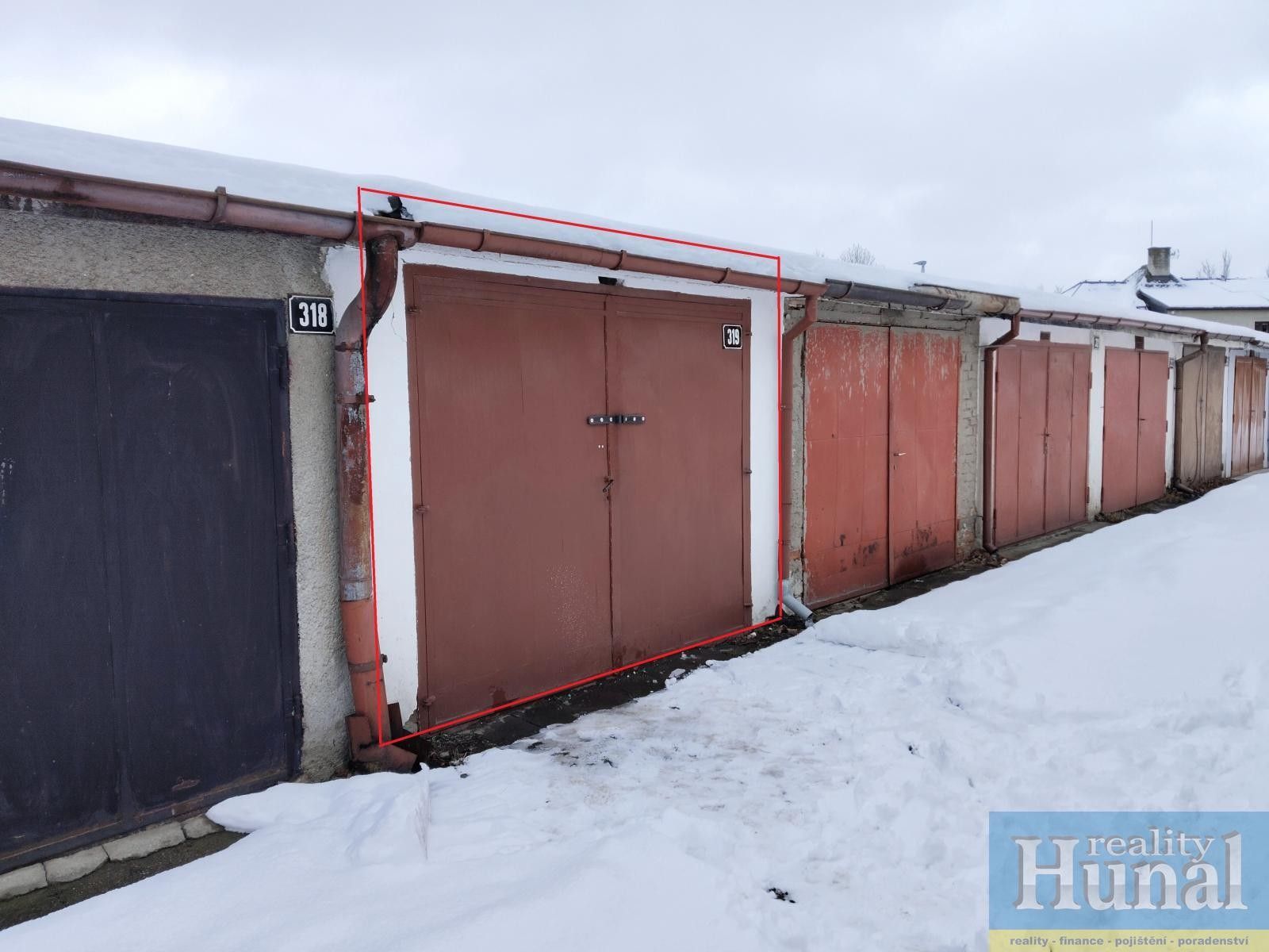 Garáže, Pod Floriánem, Pelhřimov, 16 m²