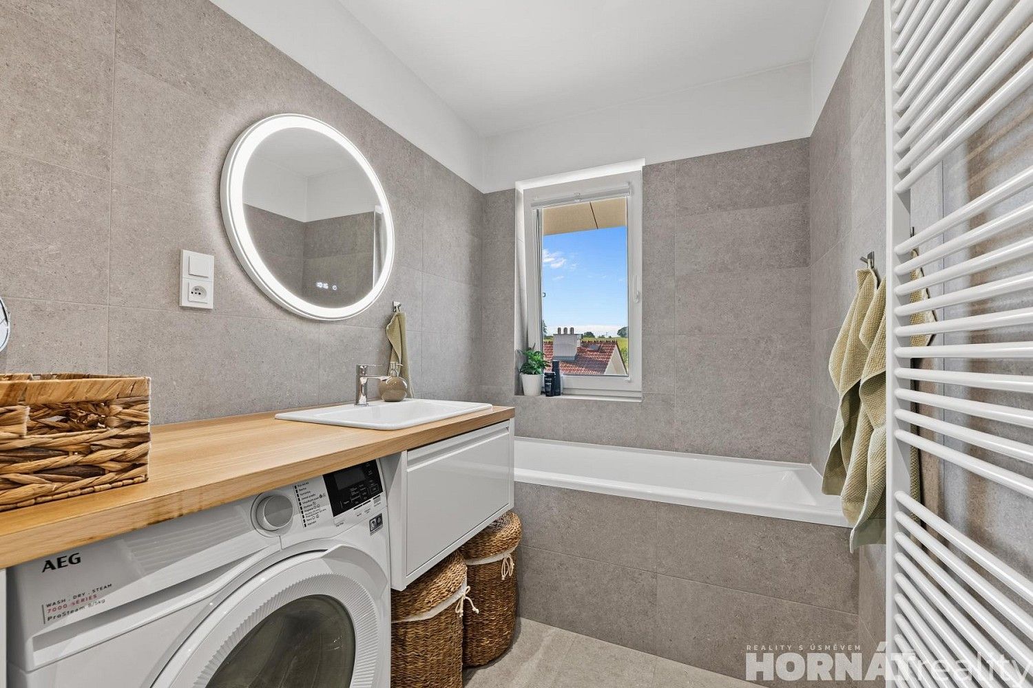 Prodej byt 3+kk - Vrbová, Kunice - Dolní Lomnice, okres Praha-východ, 69 m² - 5