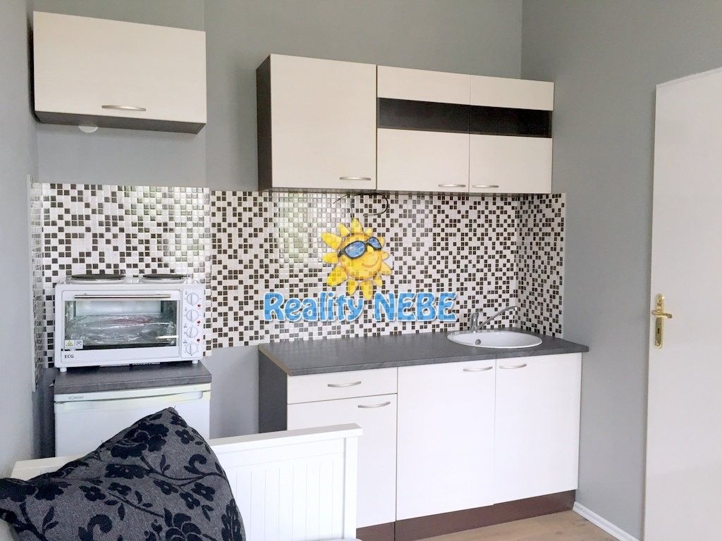 1+kk, Roháčova, Praha, 15 m²