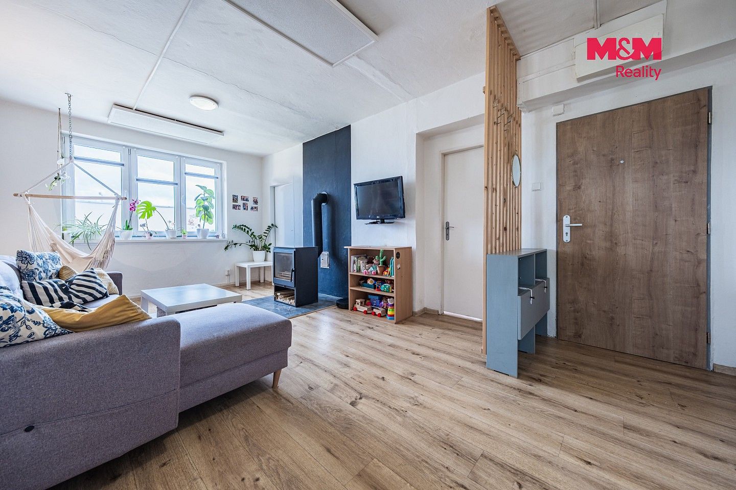 Prodej byt 4+1 - Jižní, Větrušice, okres Praha-východ, 74 m² - 5