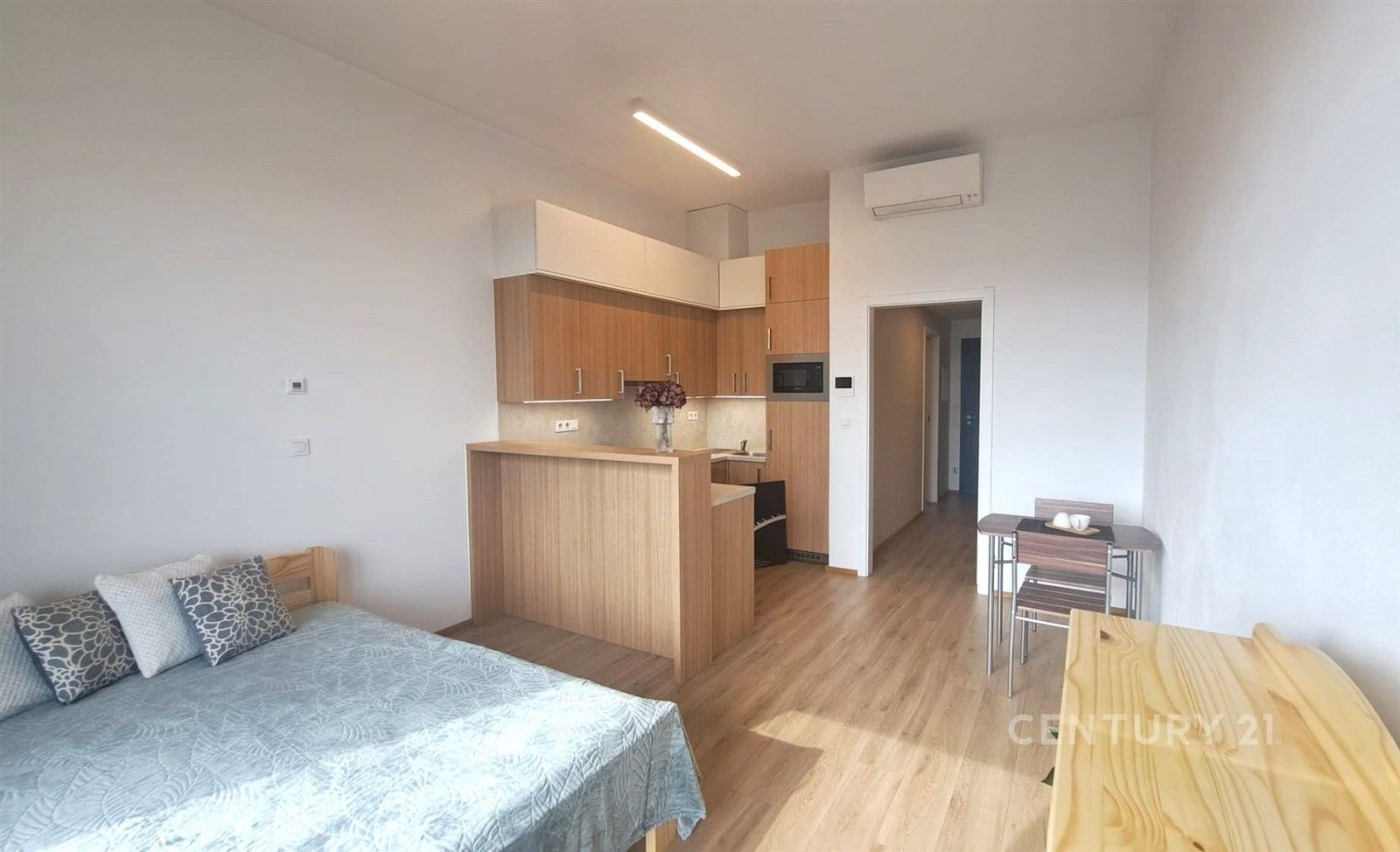 Pronájem byt 1+kk - Kotkova 3937, Znojmo, 32 m² - 5