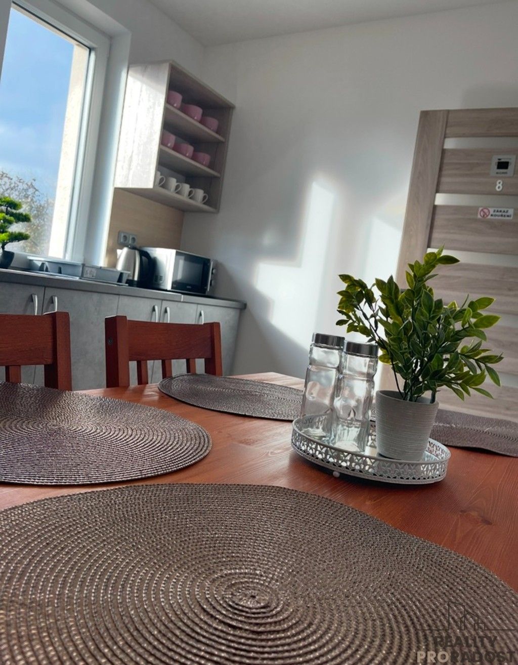 Pronájem ubytovací zařízení - , Třinec, 60 m²