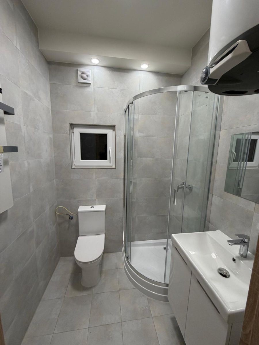 Byt 2+kk · 54 m² · 28. pluku, Praha - Vršovice - 4