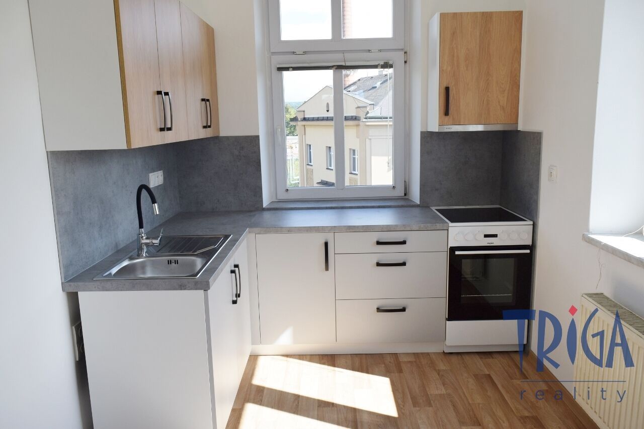 2+1, Alešova, Dvůr Králové nad Labem, 50 m²