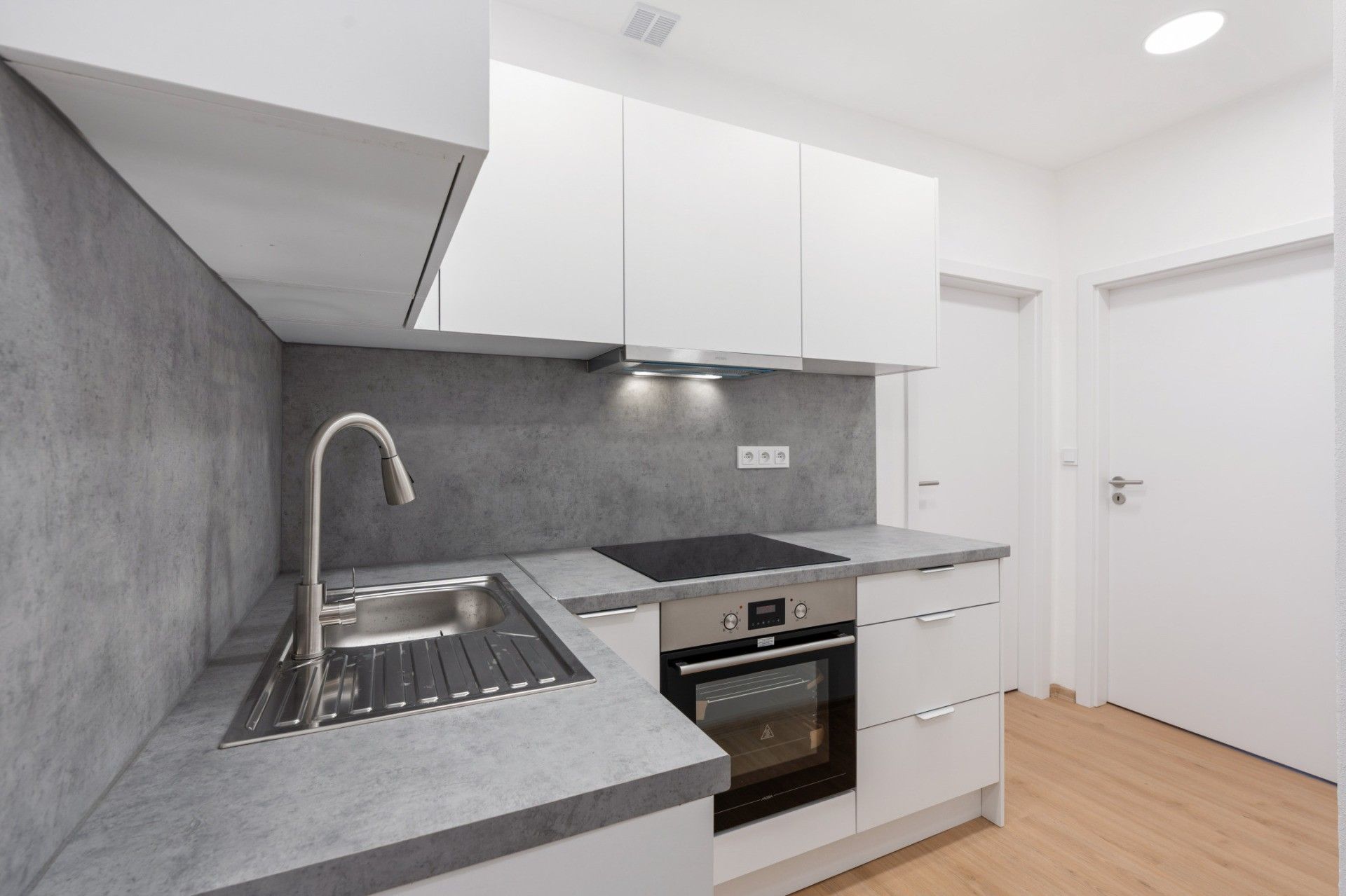 2+1, Na stráži, Praha, 48 m²